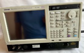 LOCATED in Mexico Tektronix RSA5103A 3GHz Signal Analyzer