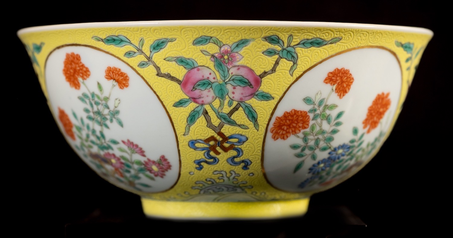 'NO INTERNET BIDDING on this lot' A fine pair of Chinese yellow-ground famille rose medallion bowls - Image 11 of 16