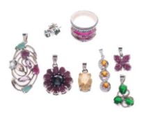 A mixed group of jewellery, including si