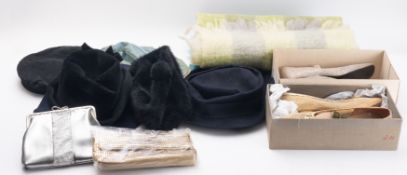 A mixed collection of ladies clothing ac