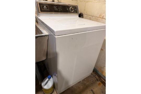 Maytag Washing Machine - Image 1 of 5