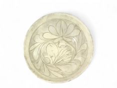 A Cizhou Carved Floral Dish, Jin dynasty