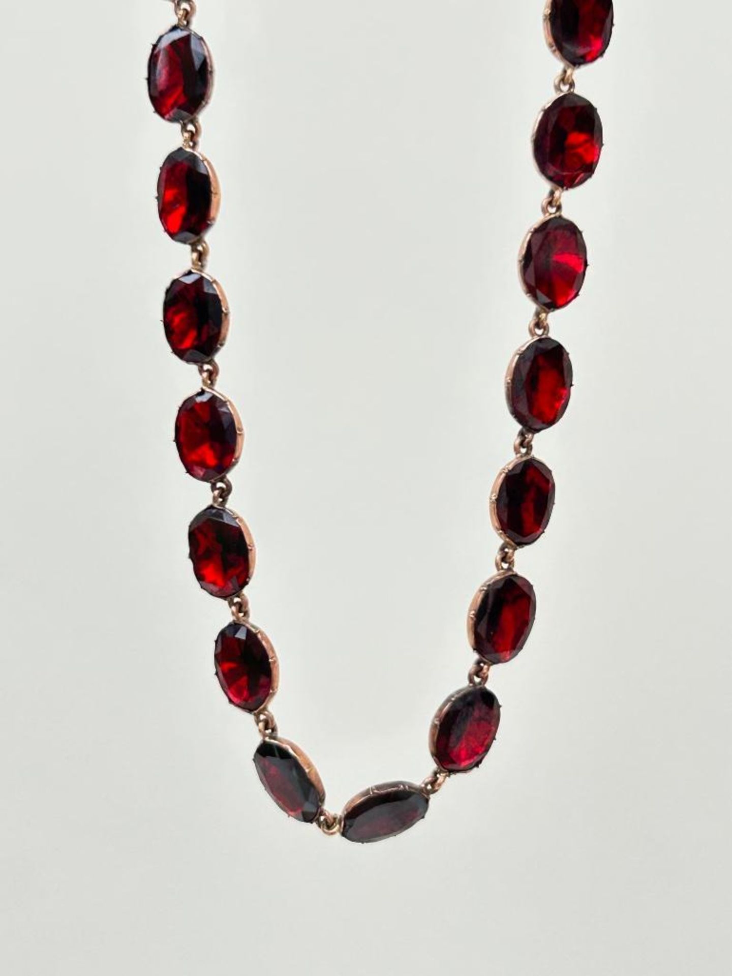 Antique 9ct Gold Flat Cut Garnet Riviere Necklace