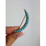 Antique 15ct Gold Crescent Brooch Set with Turquoise in Original Fitted Box