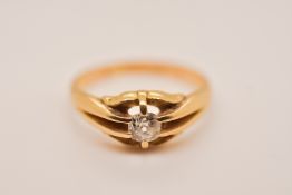 18K YELLOW GOLD GYPSY SET OLD CUT DIAMOND SOLITAIRE RING 0.30CT 3.8G