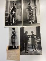 Paul Poiret, circa 1920, 1922 et 1925. Ensemble de 4 photos de modèle.