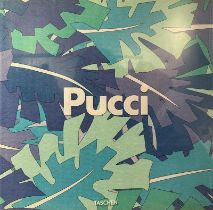 Important livre sur la Maison Pucci.