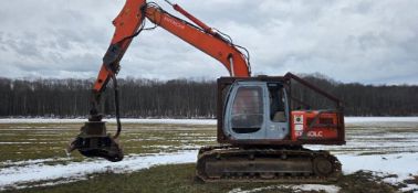 Hitachi EX160L Excavator w/ Ryans Head