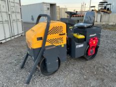 Unused FUTURE FT1000 Ride on Roller