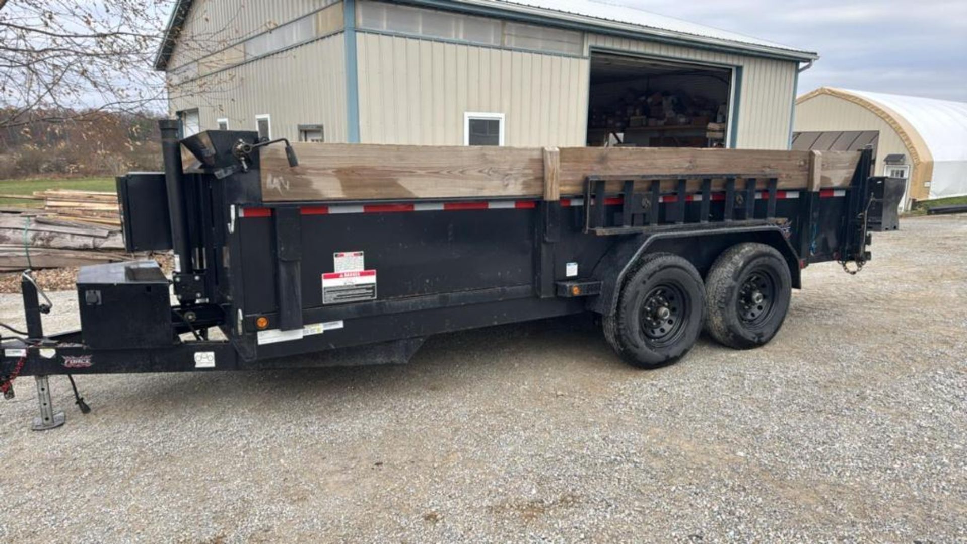 2023 Forest River 16' Dump Trailer , -- Specifications & Features ...