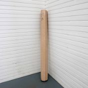 Roll End of Textured Effect Beige Wet Room Vinyl Flooring. Size 2.6m x 2m Approx.