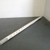 Roll End of White & Black Lino/Vinyl Flooring. Size 1.9m x 3m Approx.