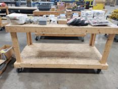 Table with contents. Bearings, gears, belts, etc.