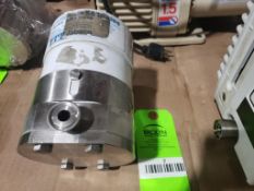Jabsco rotary lobe pump. 55 series. Unmarked but appears to be Part number IT-55210-1200Y.