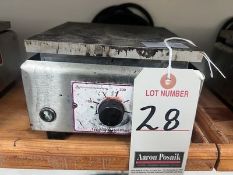 BARNSTEAD THERMOLYNE ELEC. HOT PLATE, TYPE 1900
