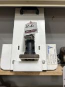 CAMPBELL HAUSFELD PNEU. TRIM ROUTER W/ REBAR BASE & VAC PORT.