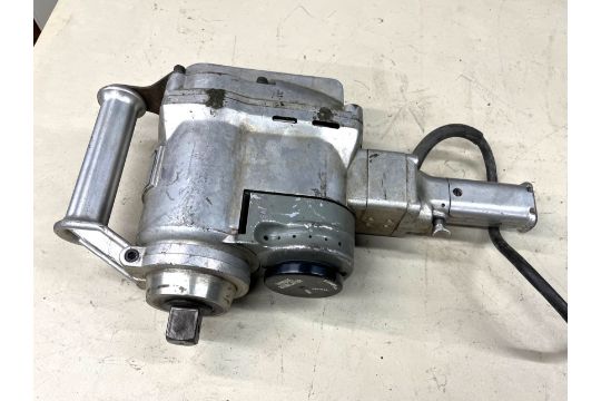 Boston Pneumatics Corded 1" Impact Wrench - Image 2 of 5