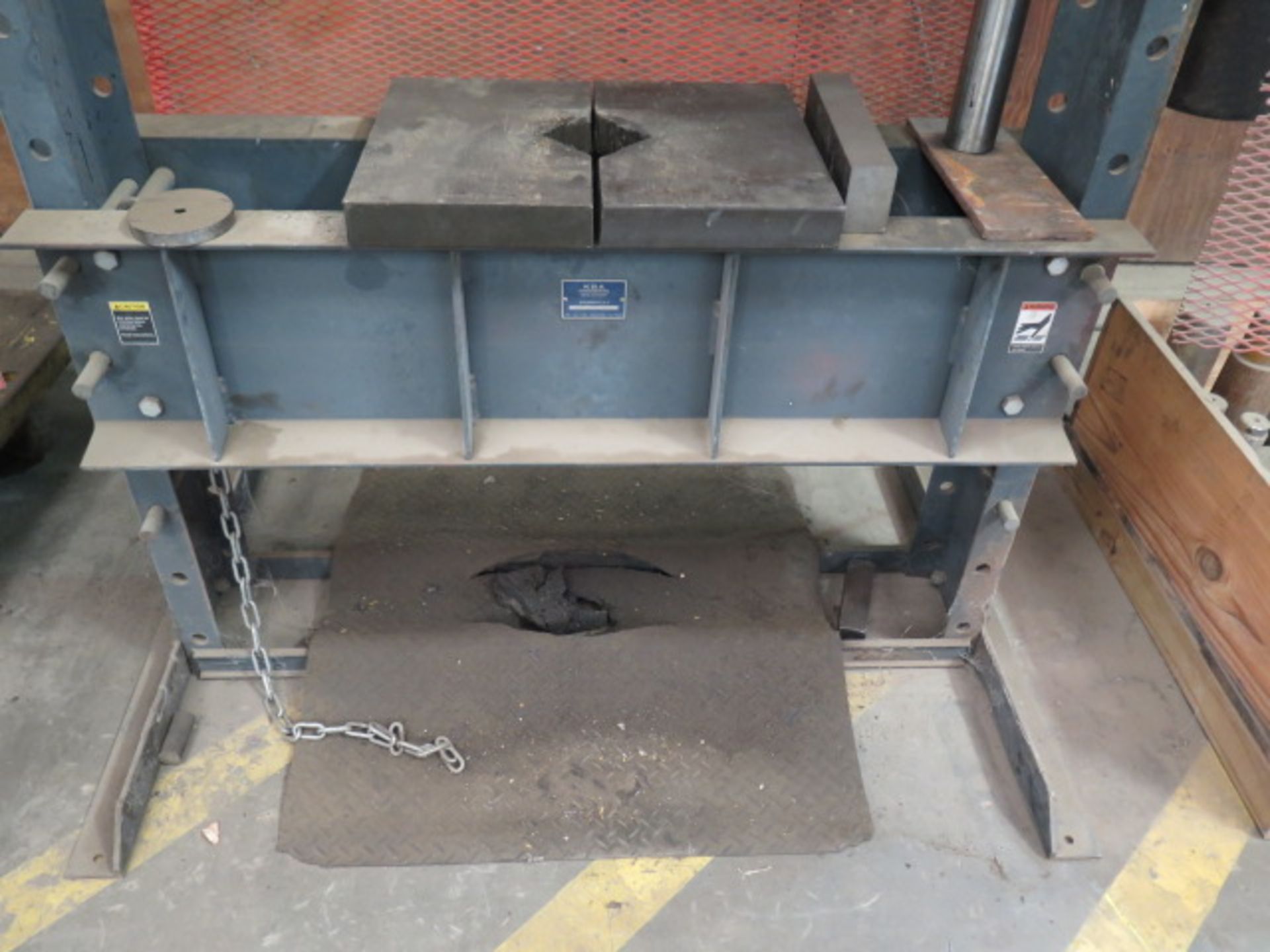 Dake mdl. 909250 25-Ton Electric/Hydraulic H-Frame Press (SOLD AS-IS - NO WARRANTY) - Image 7 of 11