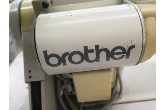 Brother EXEDRA DB2-B737-933 Mark II Automatic Industrial Sewing Machine w/ E-40 Digital Controls ( - Image 12 of 12