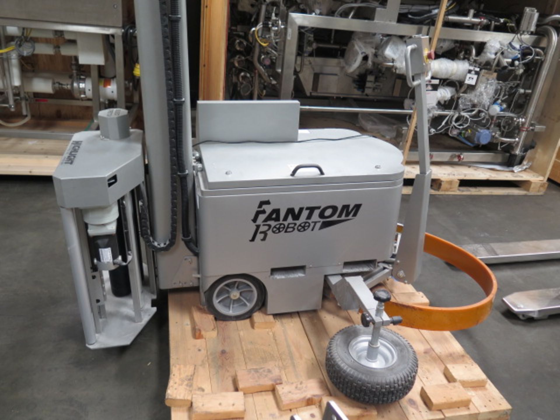 Fantom Robot { Group of lots: 102, 103 } 2016 Highlight Ind. “Fantom Robot” FR-1000 ...