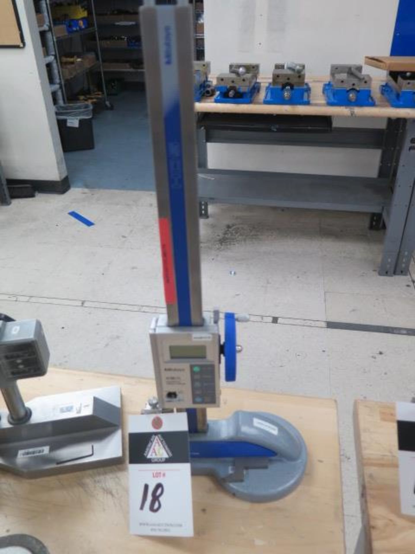 { Group of lots: 18, 19 } Mitutoyo 12" Digital Height Gage (SOLD AS-IS ...