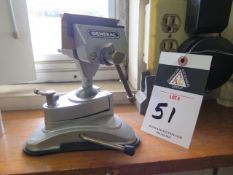 General Vacuum Base 2 1/2" Vise (SOLD AS-IS - NO WARRANTY)