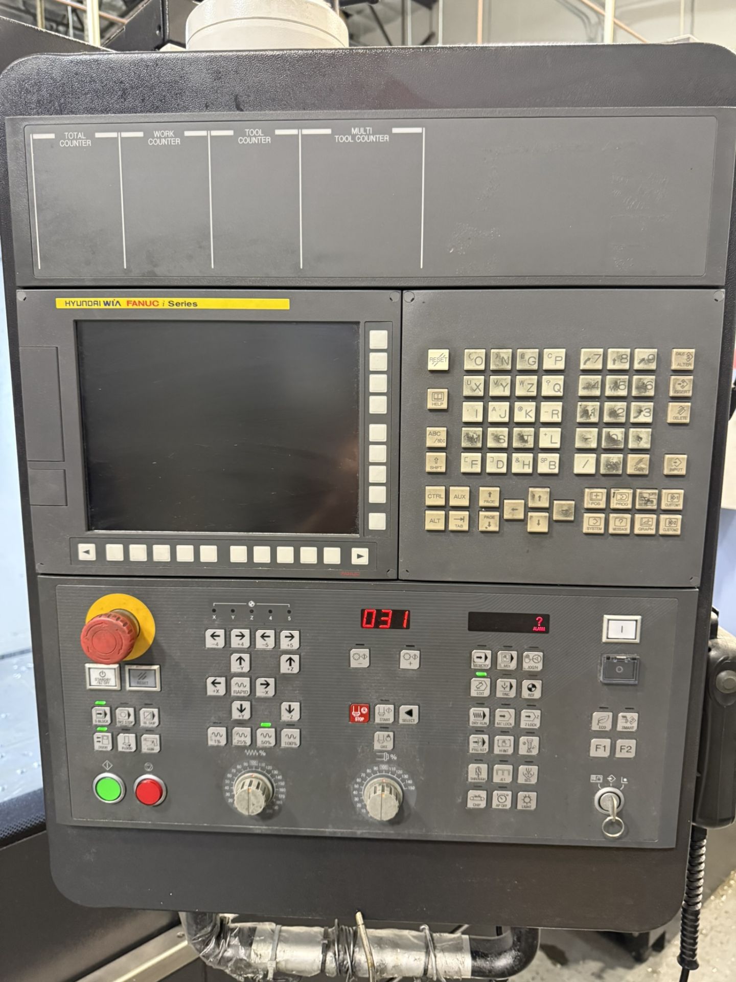 2018 Hyundai Wia Mdl. KF5600 CNC Vertical Machining Center, s/n G2689-0446, w/ Hyundai Wia Fanuc i - Image 3 of 16