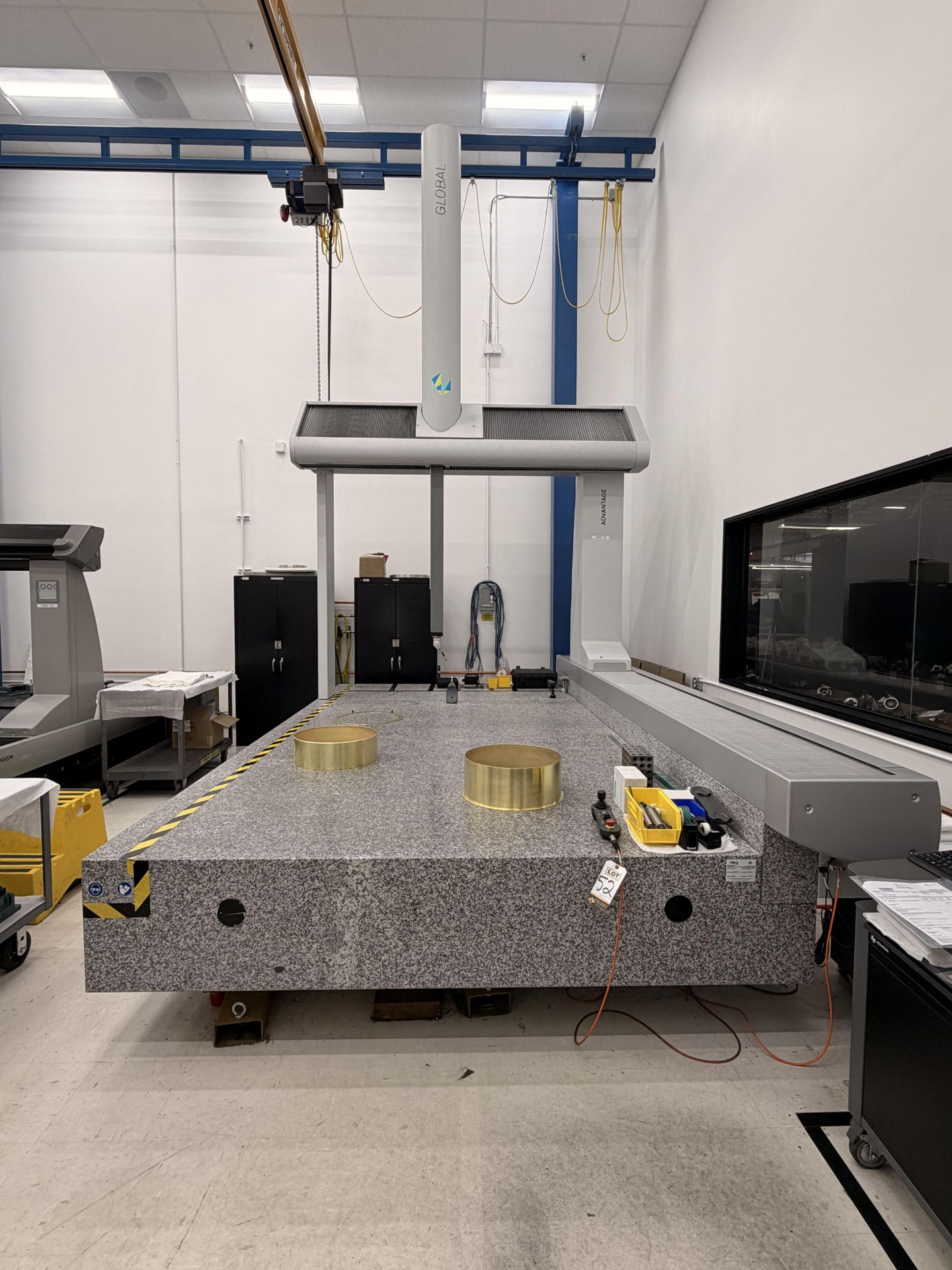 2023 Hexagon Global Advantage 20.33.18 CMM, Head Mdl. HH-AS8-T2.5, Software Lic. 2017 R2, Probe - Image 2 of 9