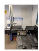 2019 MITUTOYO CRYSTA PLUS M443 SERIES COORDINATE MEASURING MACHINE WITH COMPUTER