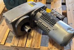 Nord Gear Box W/ Motor # 3282A78SH-90 L/4 CUS BRE20HL