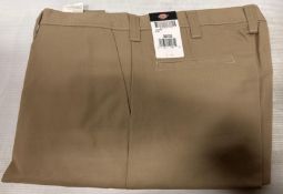 Lot of (13) Dickies #2112372DS Cargo Pant - 36X30