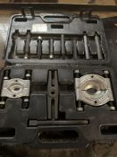 Pittsburgh Co Bearing Separator and Puller Set