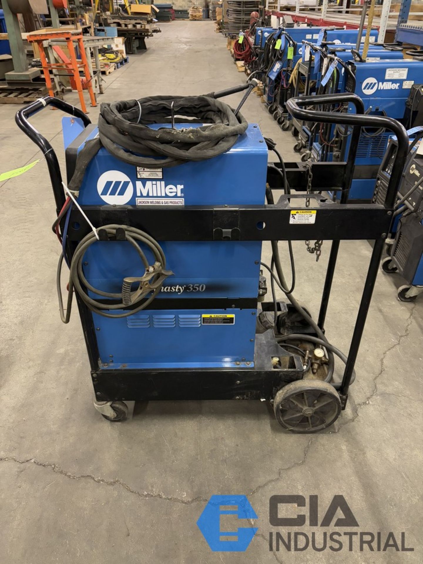 350 AMP MILLER DYNASTY 350 WELDER; S/N MF120347L, WITH BUILT-IN CHARGER
