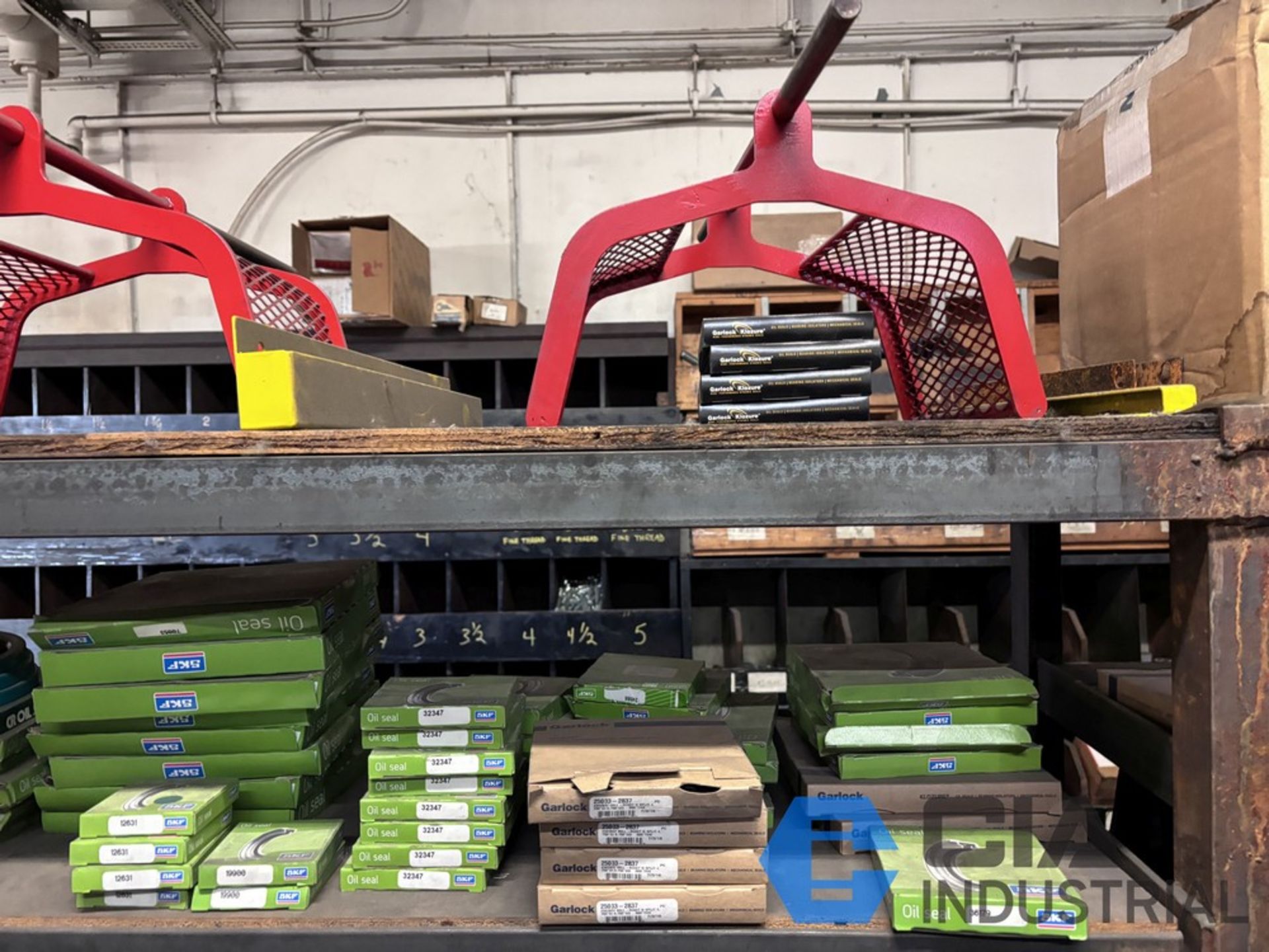 (LOT) HARDWARE & MACHINE PARTS ON (4) SECTIONS STEEL SHELVING
