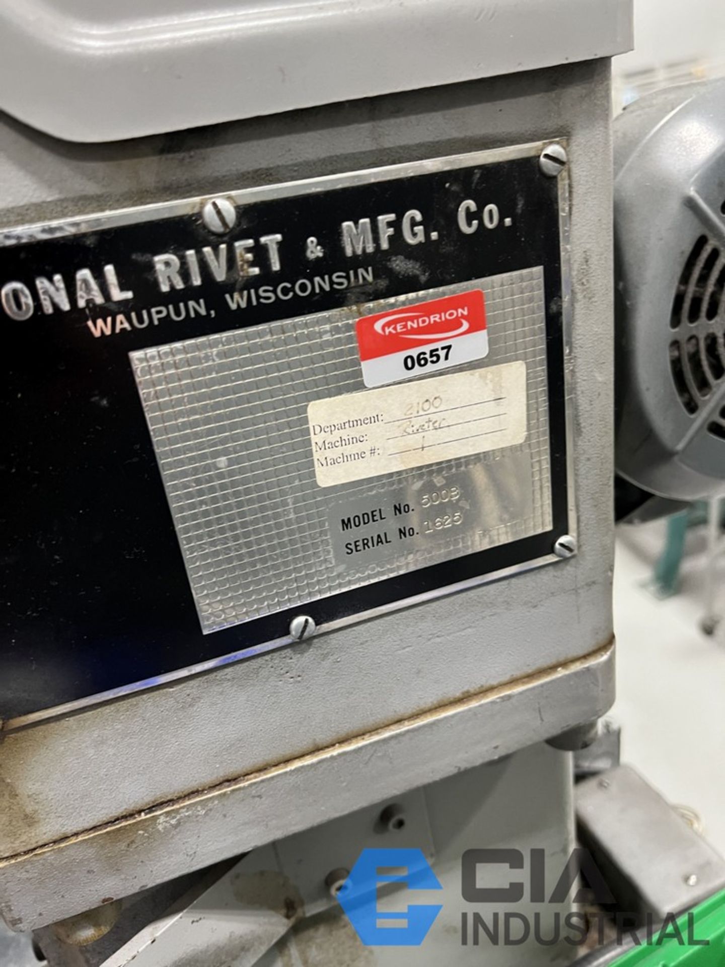 NATIONAL RIVET AND MFG MODEL 500B RIVET MACHINE; S/N 1625, PALM BUTTON ...