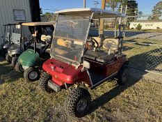 CLUB CAR gas golf cart - S/N: A69343357897