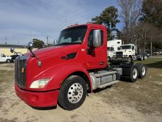 2014 PETERBILT 579 Day Cab 6x2 w/ wet line ISX Cummins dsl, 10 spd manual Miles unknown -
