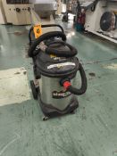SHOP-VAC mod. 92L650C 32-Gallon Industrial Vac w/ Stationary Inlet Deflector, Wet-Dry Vac, ser. S273
