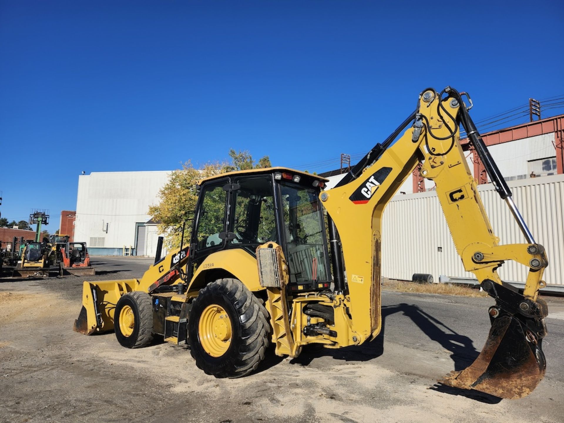 2019 Caterpillar 420F2 Backhoe - Image 9 of 39