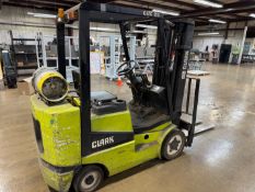 4,000 LB. CLARK MODEL CGC25 PROPANE FORKLIFT