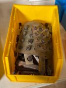 LOT OF CHECK VALVES 10/32 TO 7/8-9