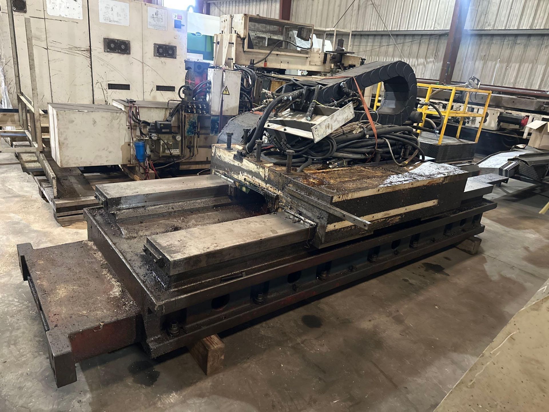 5.1" HNK CNC HORIZONTAL BORING MILL, HBM, 63 x 160 table with built in rotary, FANUC CNC, 40 ATC,... - Image 26 of 40