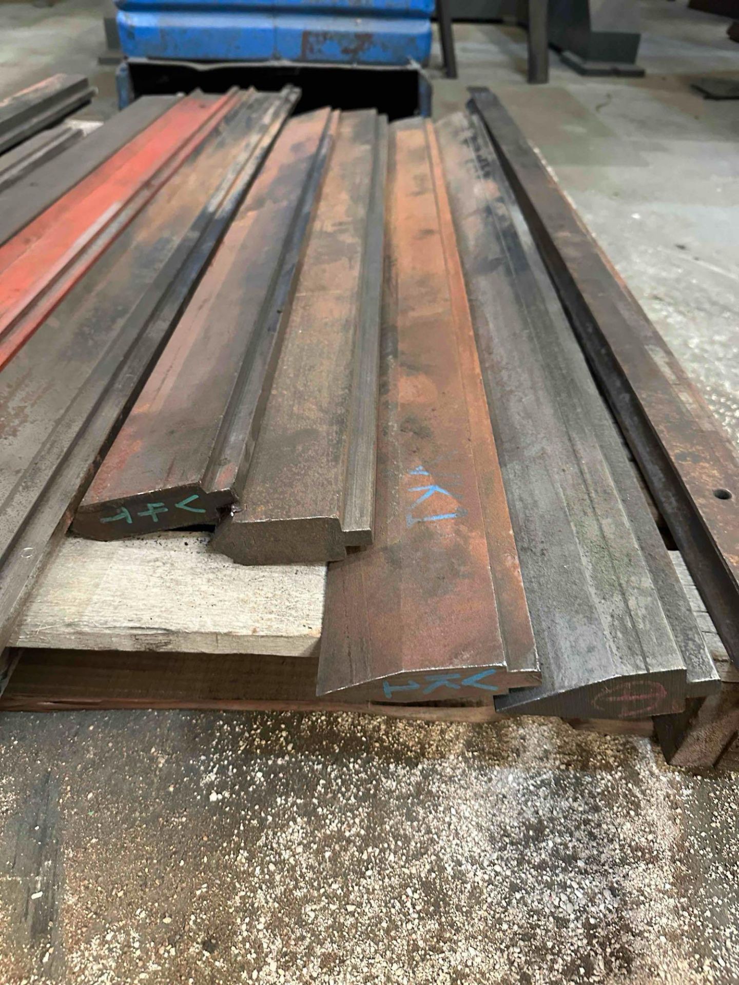 8' x 90 Ton Cincinnati Model 90AF- 8FT Autoform Hydraulic Press - Image 11 of 18