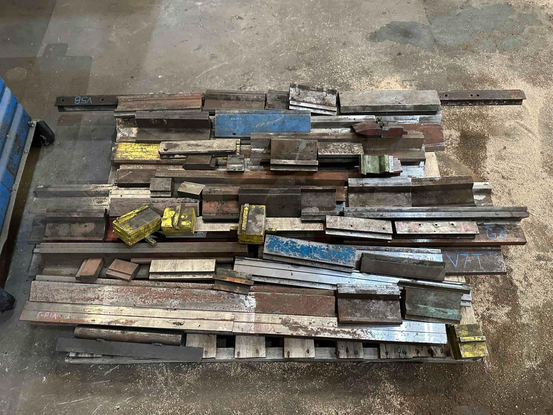 8' x 90 Ton Cincinnati Model 90AF- 8FT Autoform Hydraulic Press - Image 14 of 18