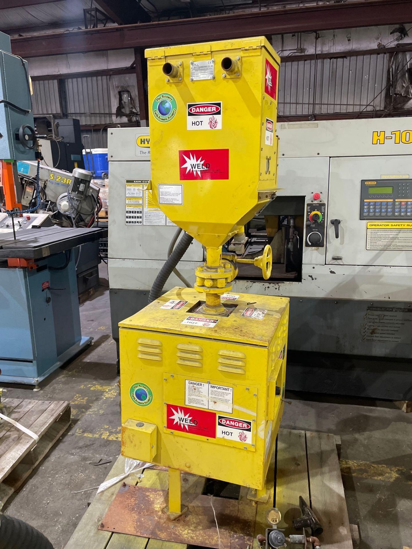 Welding Engineering Flux Hopper and Flux Feed, New/ Recovered Flux System.