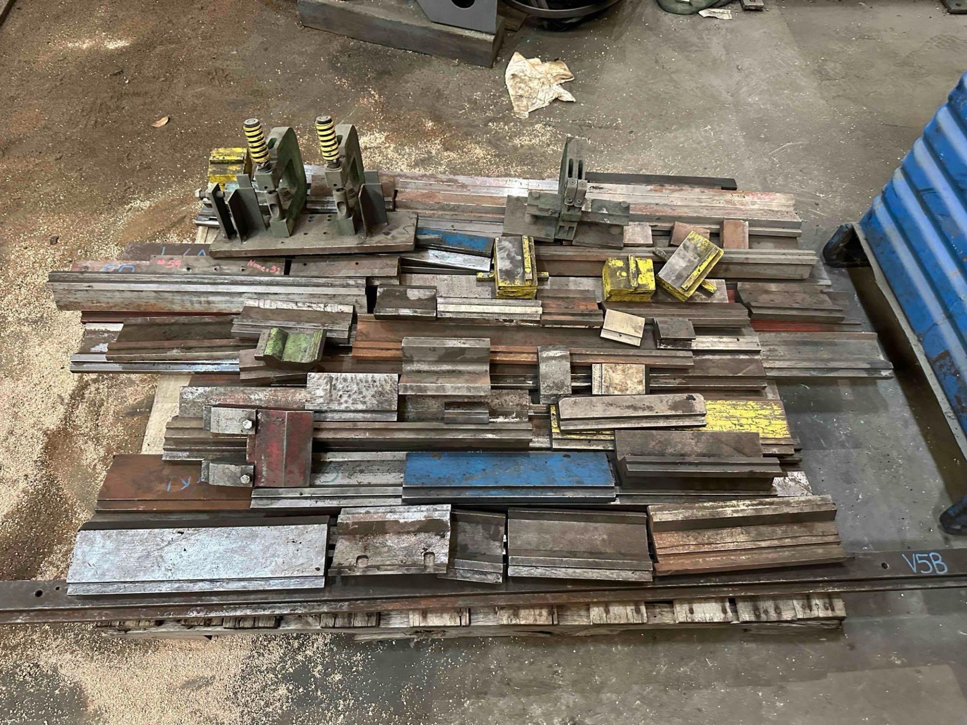 8' x 90 Ton Cincinnati Model 90AF- 8FT Autoform Hydraulic Press - Image 18 of 18