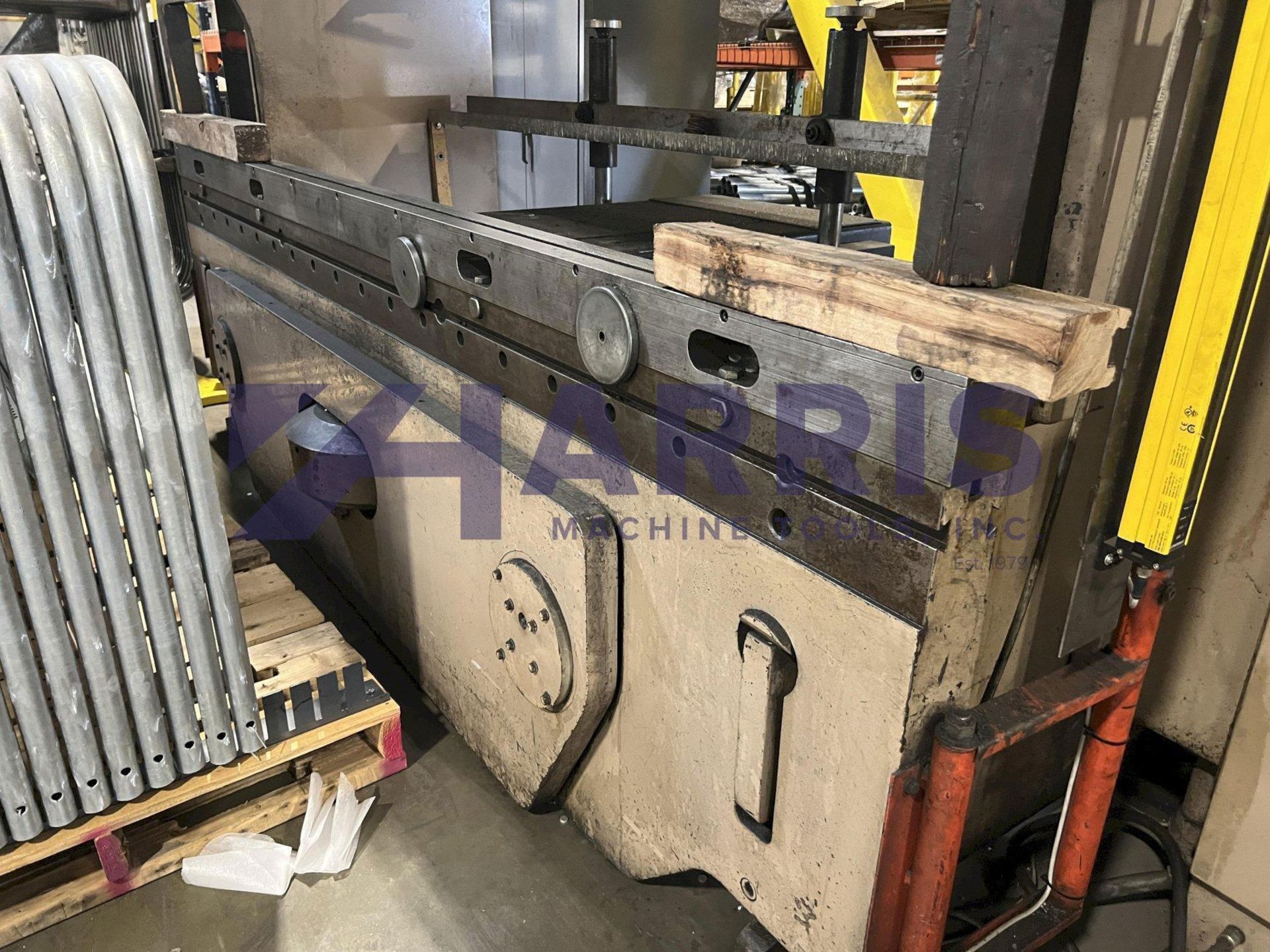 8' x 90 Ton Cincinnati Model 90AF- 8FT Autoform Hydraulic Press - Image 3 of 18