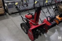 HONDA HS624 2-STAGE 24" 6-HP GAS POWERED SNOW BLOWER WITH TRACKS