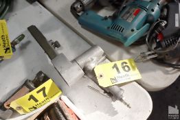 DYNABRADE PNEUMATIC BELT SANDER