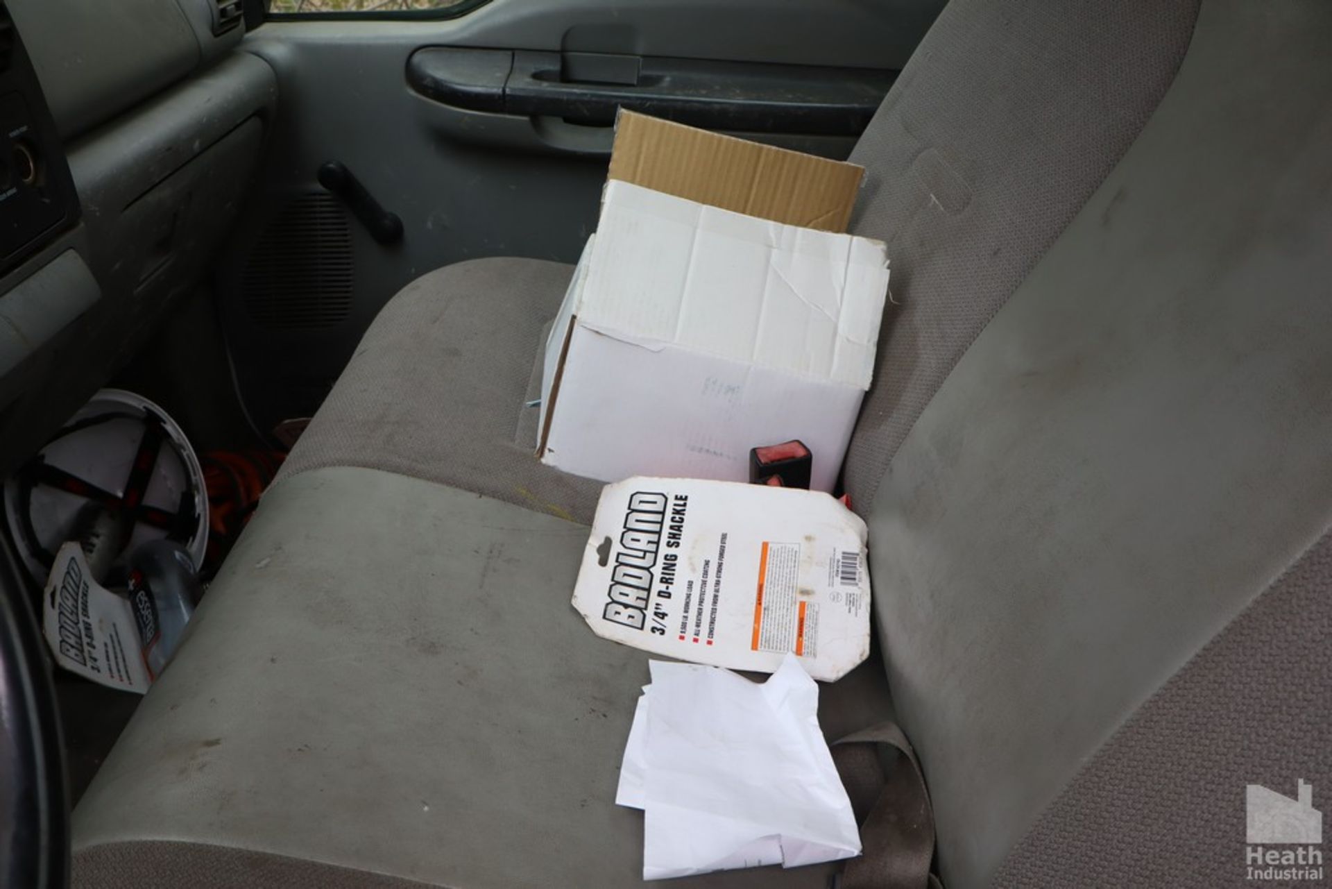 STEEL CANTILEVER RACK 102" X 124" WITH ASSORTED 48" SUPPORT ARMS - Image 6 of 6